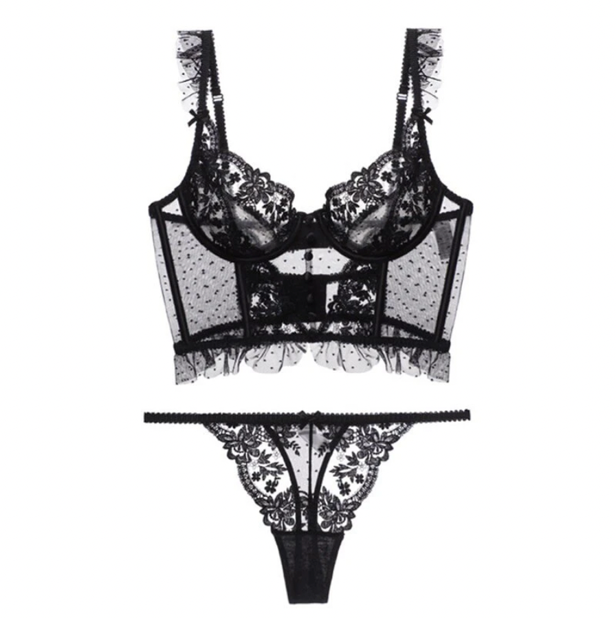2-Piece French Lace Lingerie Sexy Women Bra and Underwear Set.