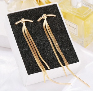 Open image in slideshow, Vintage Glossy Arc Bar Long Thread Tassel Drop Earrings for Women
